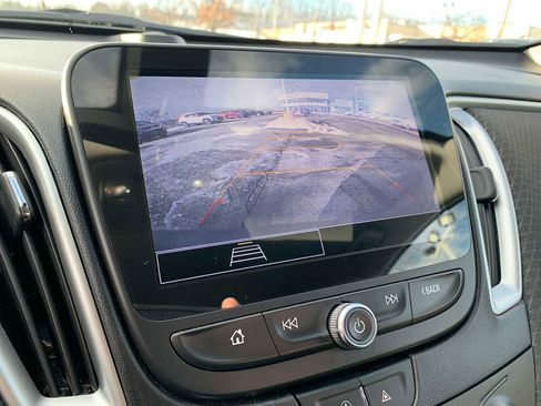 Used 2022 Chevrolet Malibu RS image 14