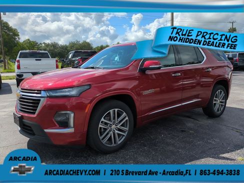 Certified 2023 Chevrolet Traverse High Country w/ LPO, Floor Liner Package FWD image 8