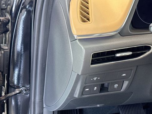 Used 2022 Hyundai Sonata Limited w/ Cargo Package image 9