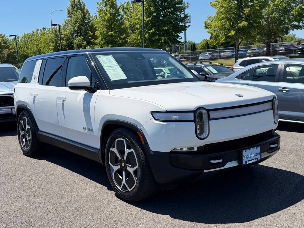 Used 2024 Rivian R1S Adventure Dual AWD/4WD image 2