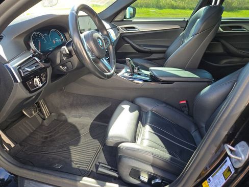 Used 2018 BMW 530i xDrive 530i xDrive image 18