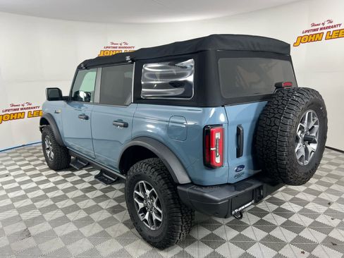 Used 2021 Ford Bronco Badlands image 3