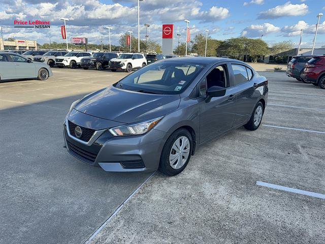 Used 2020 Nissan Versa S FWD image 5