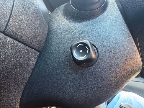 Used 2011 Lexus ES 350 image 19