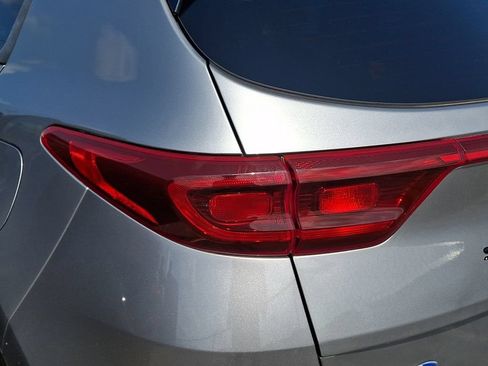 Used 2021 Kia Sportage S FWD image 7