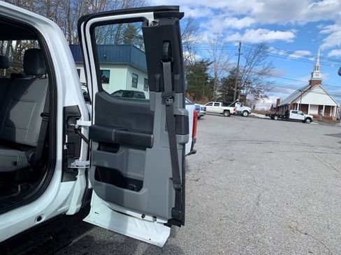 New 2026 Ford F250 XL RWD image 19