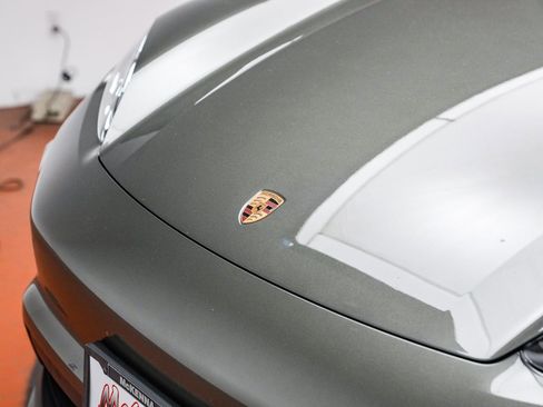 Certified 2025 Porsche Macan 4S Electric image 12