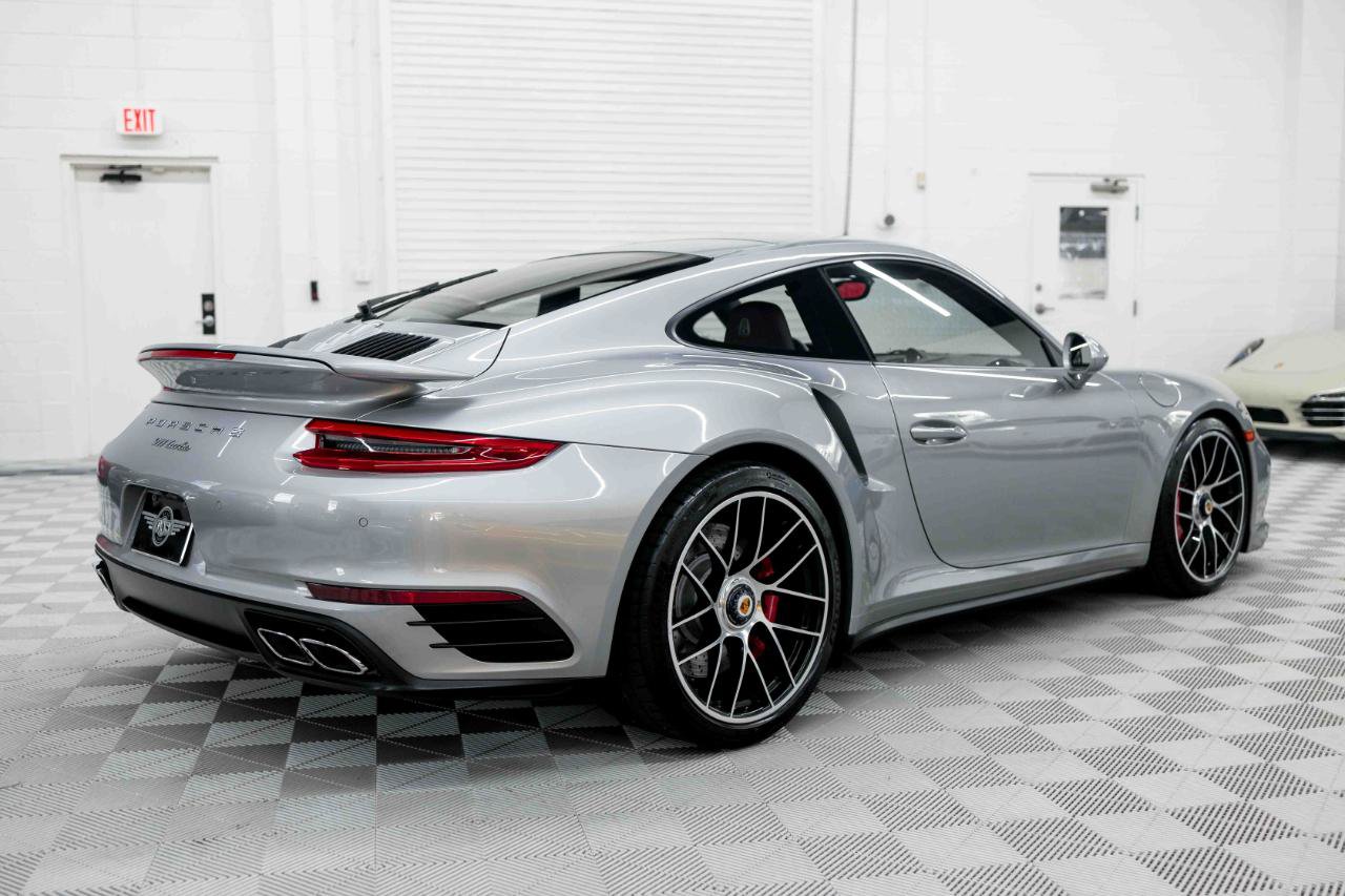 Used 2017 Porsche 911 4 Coupe AWD/4WD image 8