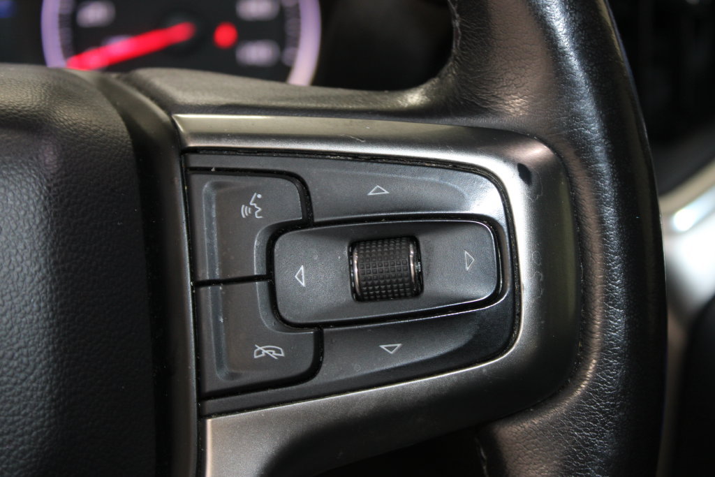 Used 2020 Chevrolet Silverado 1500 RST AWD/4WD image 19