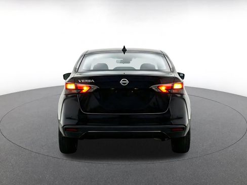 Used 2025 Nissan Versa SV FWD image 9