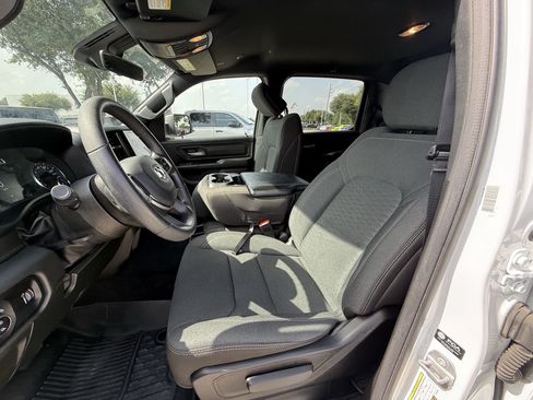 Used 2025 RAM 1500 Warlock AWD/4WD image 28
