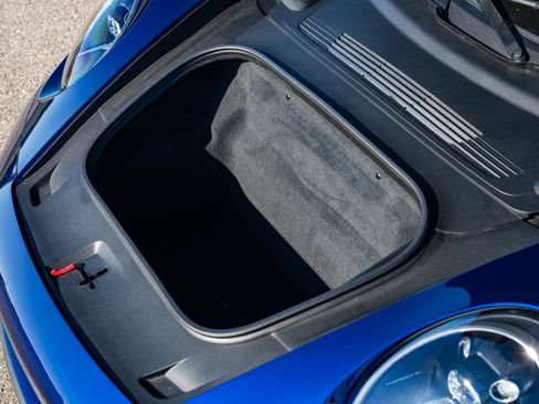 Used 2020 Porsche 911 Carrera 4S image 25