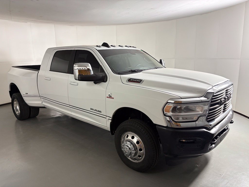 Used 2024 RAM 3500 Laramie w/ Towing Technology Group AWD/4WD image 2