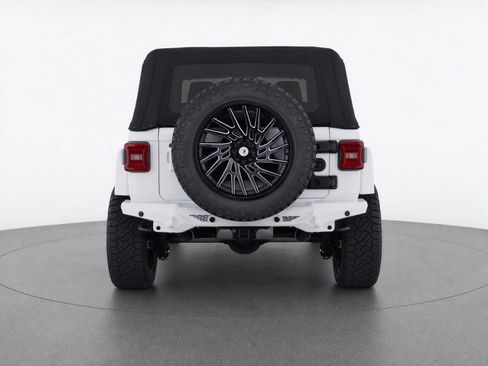 Used 2024 Jeep Wrangler Unlimited Sport AWD/4WD image 5