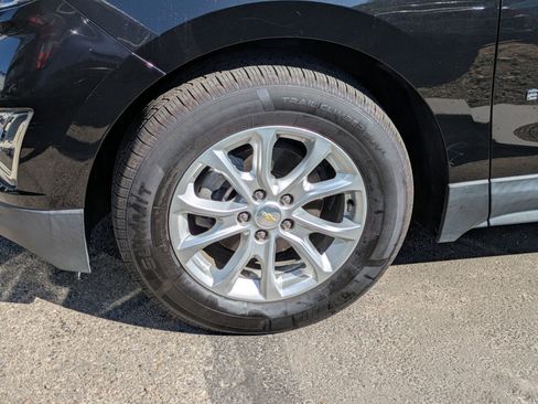 Used 2019 Chevrolet Equinox LS image 4