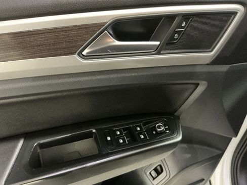 Used 2019 Volkswagen Atlas SE image 23