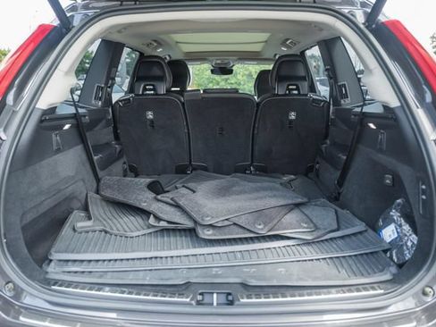Used 2023 Volvo XC90 T8 Ultimate w/ Protection Package Premier AWD/4WD image 10