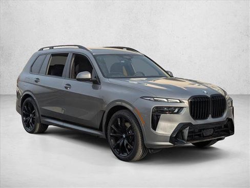New 2026 BMW X7 xDrive40i w/ M Sport Package image 7