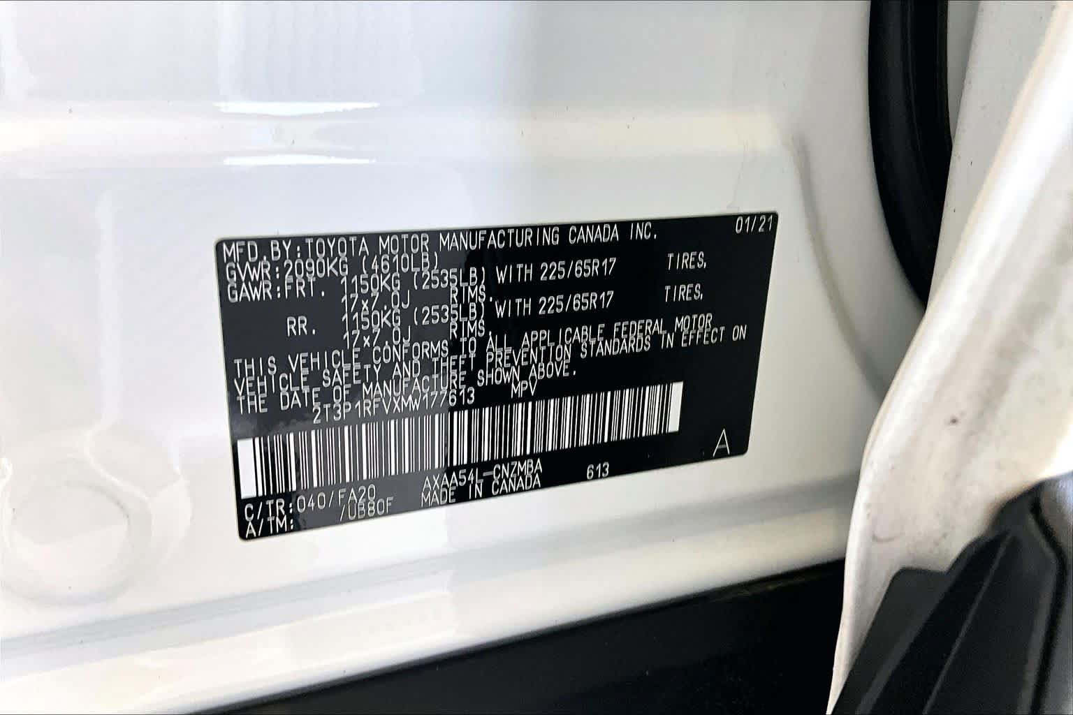 Used 2021 Toyota RAV4 XLE AWD/4WD image 31