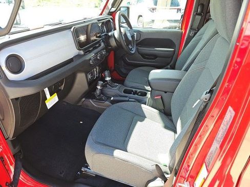 New 2026 Jeep Wrangler Unlimited Sport w/ Convenience Group AWD/4WD image 19