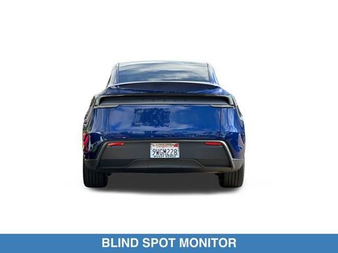 Used 2026 Tesla Model Y 2WD image 6