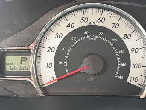 Used 2013 Toyota Sienna SE FWD image 17