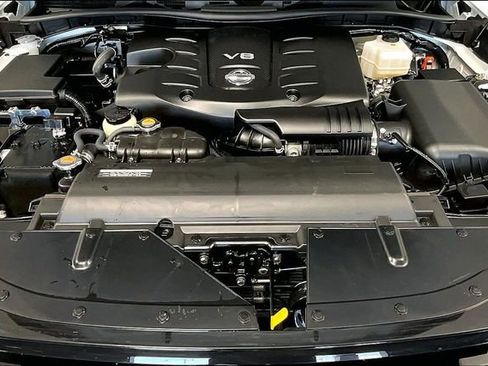 Used 2024 Nissan Armada Platinum w/ Cargo Package image 9
