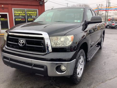Used 2012 Toyota Tundra 4x4 Double Cab image 3
