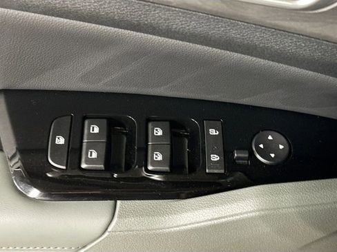 Used 2023 Kia Sportage X-Line w/ X-Line Premium Package AWD/4WD image 18