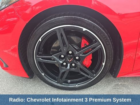 Used 2021 Chevrolet Corvette Stingray Preferred Cpe w/ Engine Appearance Package image 10