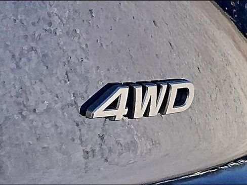 New 2026 Nissan Pathfinder SV image 9