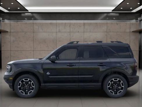 New 2024 Ford Bronco Sport Outer Banks w/ Tech Package image 3