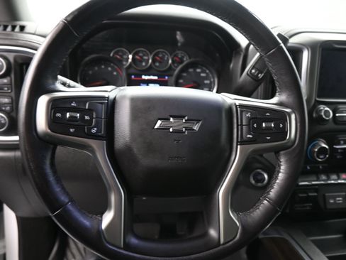 Used 2021 Chevrolet Silverado 1500 LT Trail Boss w/ Convenience Package II AWD/4WD image 12