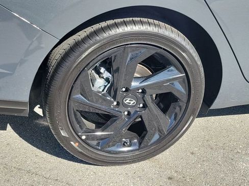 New 2026 Hyundai Elantra SEL Sport Premium image 23