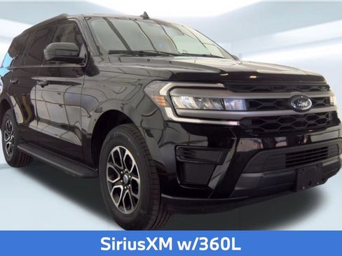 Used 2024 Ford Expedition XLT AWD/4WD image 5