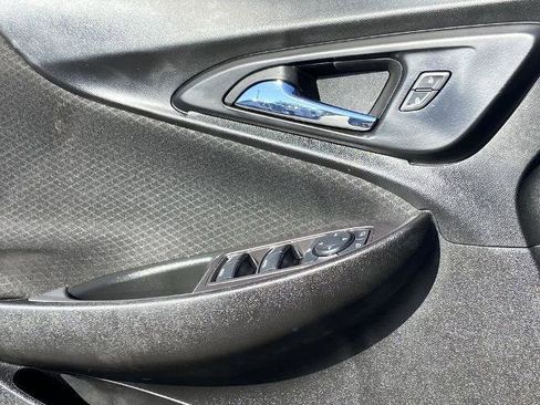 Used 2022 Chevrolet Malibu LT image 18