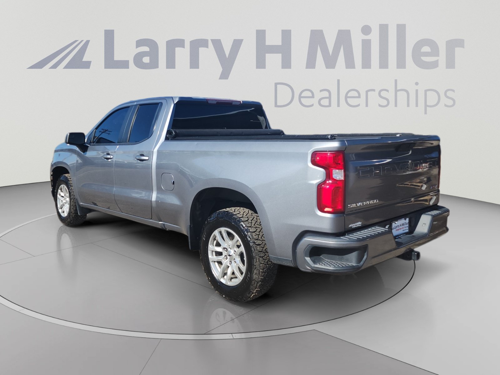 Used 2020 Chevrolet Silverado 1500 RST w/ All-Star Edition RWD image 3