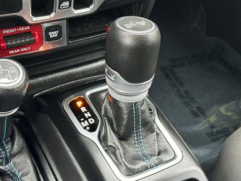 Used 2023 Jeep Wrangler Unlimited Rubicon 4xe AWD/4WD image 22