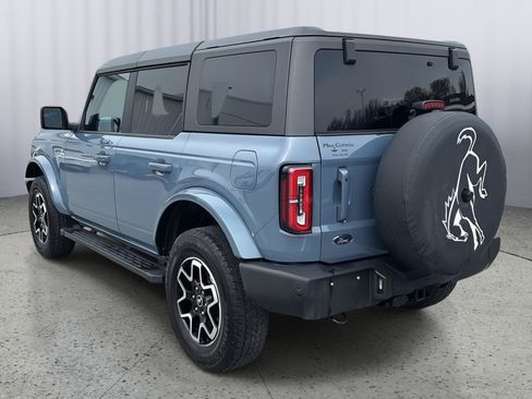 Used 2023 Ford Bronco Outer Banks AWD/4WD image 3