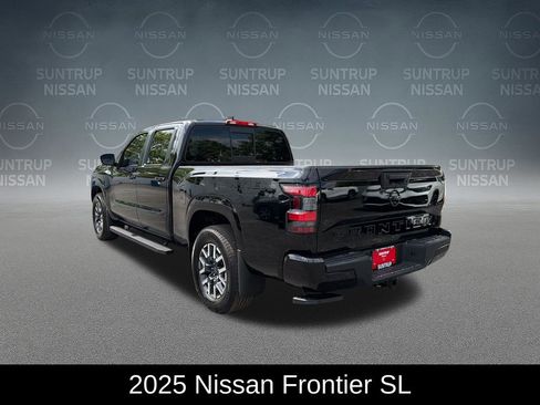 Used 2025 Nissan Frontier SL w/ Graphics Package AWD/4WD image 3