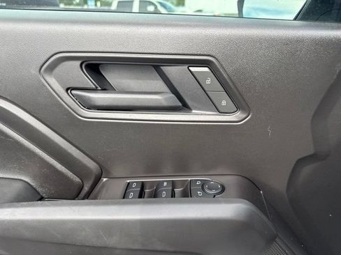 Used 2025 Chevrolet Colorado Trail Boss AWD/4WD image 18