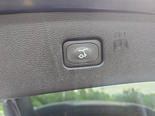 Used 2024 Ford Edge ST w/ Equipment Group 401A AWD/4WD image 8