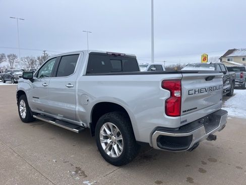 Used 2021 Chevrolet Silverado 1500 LTZ w/ LTZ Premium Package image 9