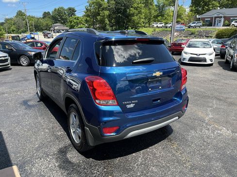 Used 2020 Chevrolet Trax LT w/ LPO, Protection Package AWD/4WD image 8
