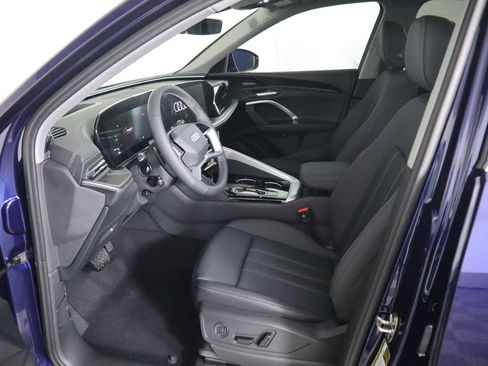 Used 2025 Audi Q5 Premium Plus w/ Premium Plus image 21