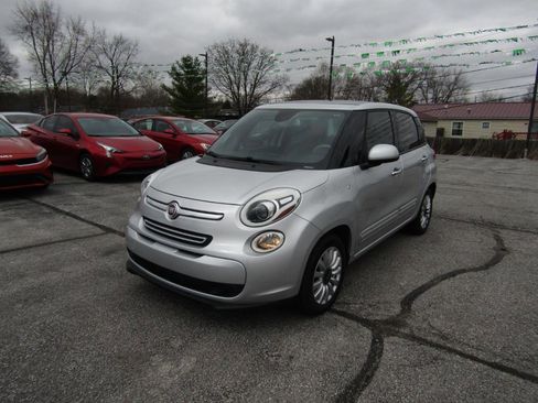 Used 2014 FIAT 500L Easy image 3