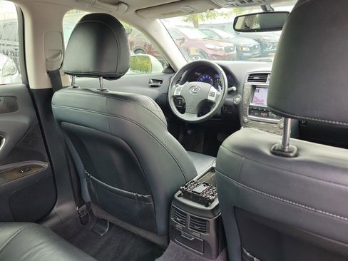 Used 2012 Lexus IS 250 250 w/ Premium Pkg Value Edition image 13