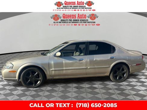 Used 2000 Nissan Maxima SE image 3