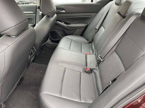 Used 2025 Nissan Altima 2.5 SL image 13