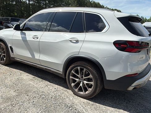 Used 2024 BMW X5 sDrive40i RWD image 10